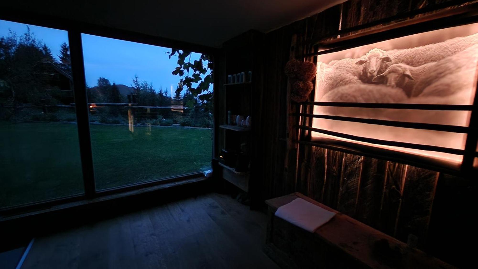 Treehouse Toplak Ruse Buitenkant foto